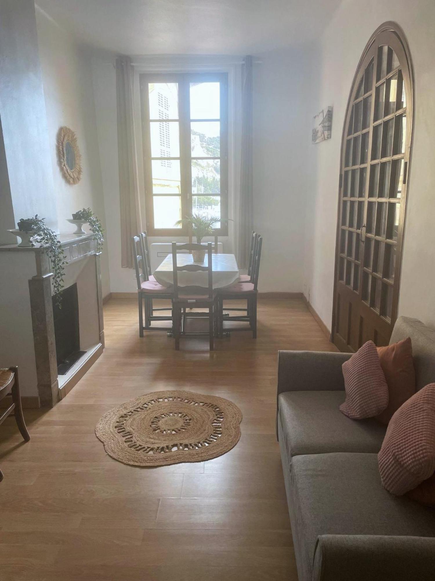 Cassis Loc - Appartement Meuble Екстериор снимка